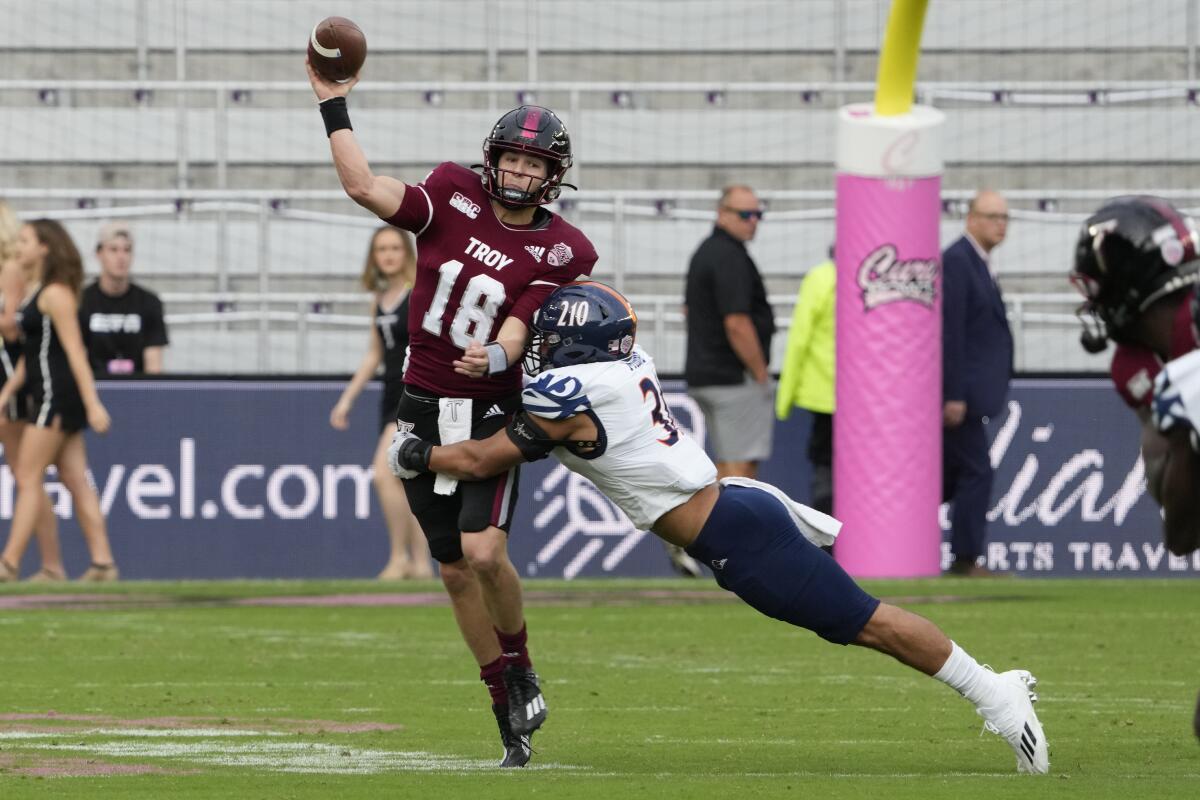 Watson helps No. 23 Troy past No. 22 UTSA 18 12 in Cure Bowl The